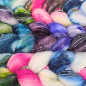 Hand Painted Top / Roving | SW Merino / Bamboo / Nylon | Jellybean
