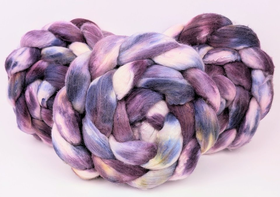 Hand Painted Top / Roving | Merino / Cashmere / Silk | Berry Crumble
