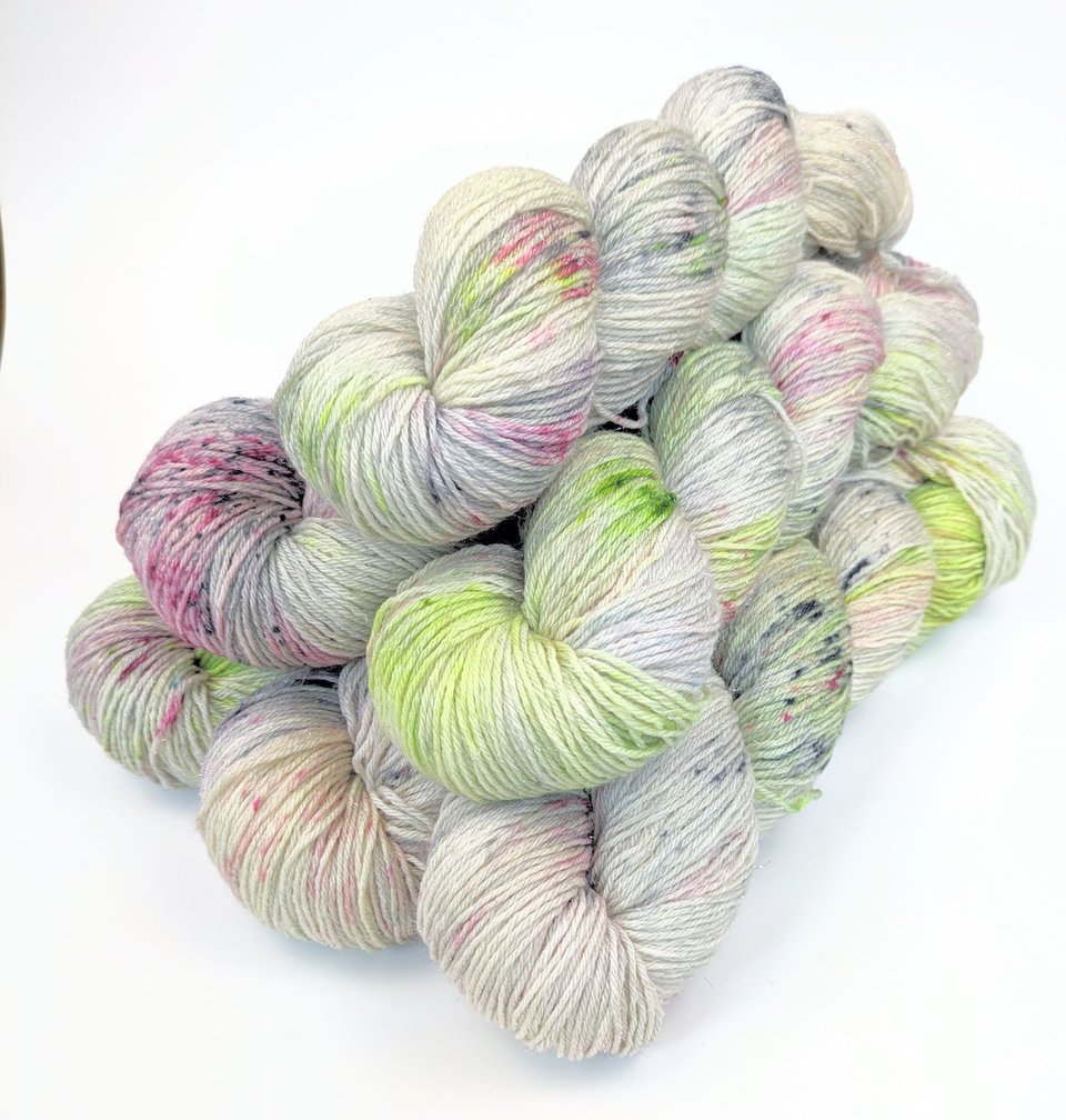 Hand Dyed / Painted Yarn | Fingering Weight |  SW Merino / Silk / Stellina | Slush Puppy