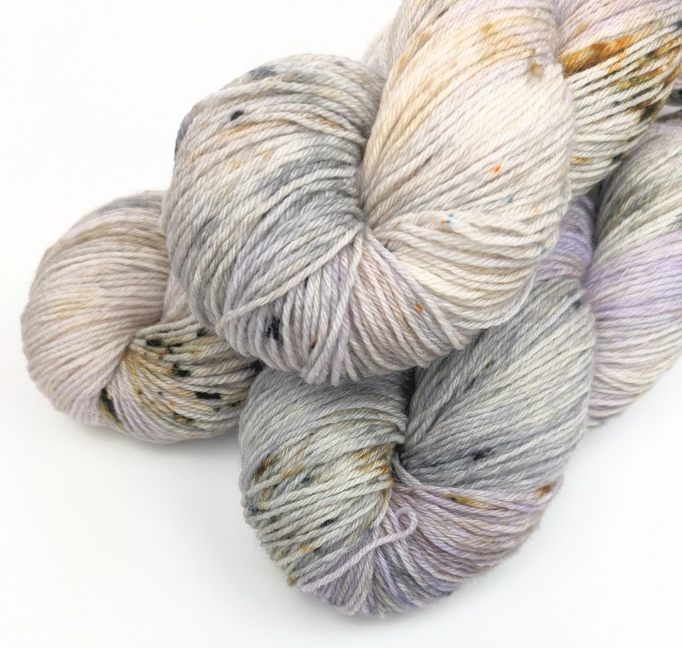 Hand Dyed / Painted Yarn | Fingering Weight | SW Merino / Nylon | Abalone