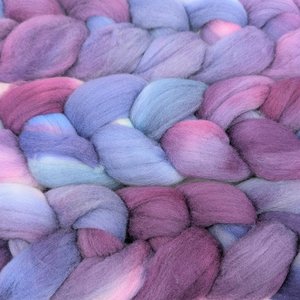 Hand Painted Top / Roving | Polwarth | Morning Glory