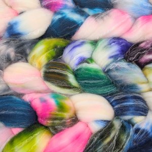 Hand Painted Top / Roving | SW Merino / Bamboo / Nylon | Jazzercise