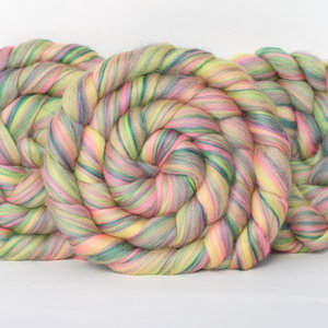 Blended Roving / Combed Top | Merino / Bamboo | Blossom