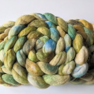 Hand Painted Top / Roving | Baby Alpaca | The Grinch