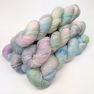 Hand Dyed / Painted Yarn | Lace Weight | Merino / Silk | Jellyfish