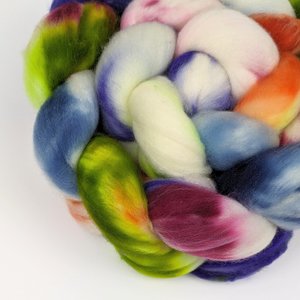 Hand Painted Top / Roving | Superwash 18.5 Micron Merino | Splat