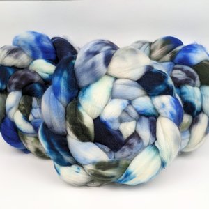 Hand Painted Top / Roving | Superwash 18.5 Micron Merino | Jack Frost