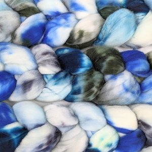 Hand Painted Top / Roving | Superwash 18.5 Micron Merino | Jack Frost