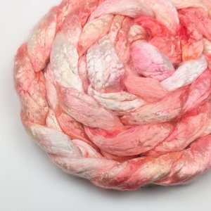 Hand Painted Top / Roving | Bamboo | Shrimp Scampi