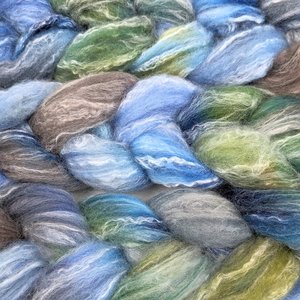 Hand Painted Top / Roving | Polwarth / Bamboo / Nylon | Riverbend