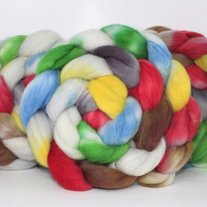 Hand Painted Top / Roving | 18.5 Micron Merino | White Christmas