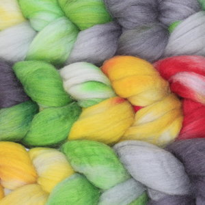 Hand Painted Top / Roving | 18.5 Micron Merino | Jingle Bells