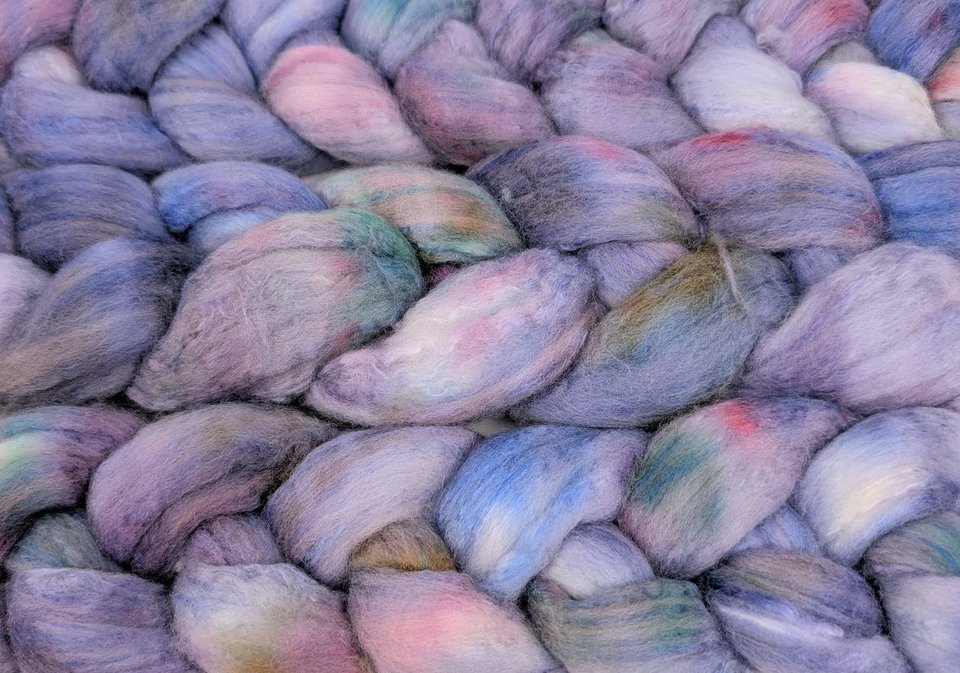 Hand Painted Top / Roving | Merino / Cashmere / Silk | Enchanted