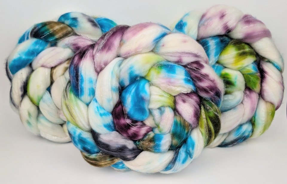 Hand Painted Top / Roving | SW Merino / Bamboo / Nylon | Esmeralda