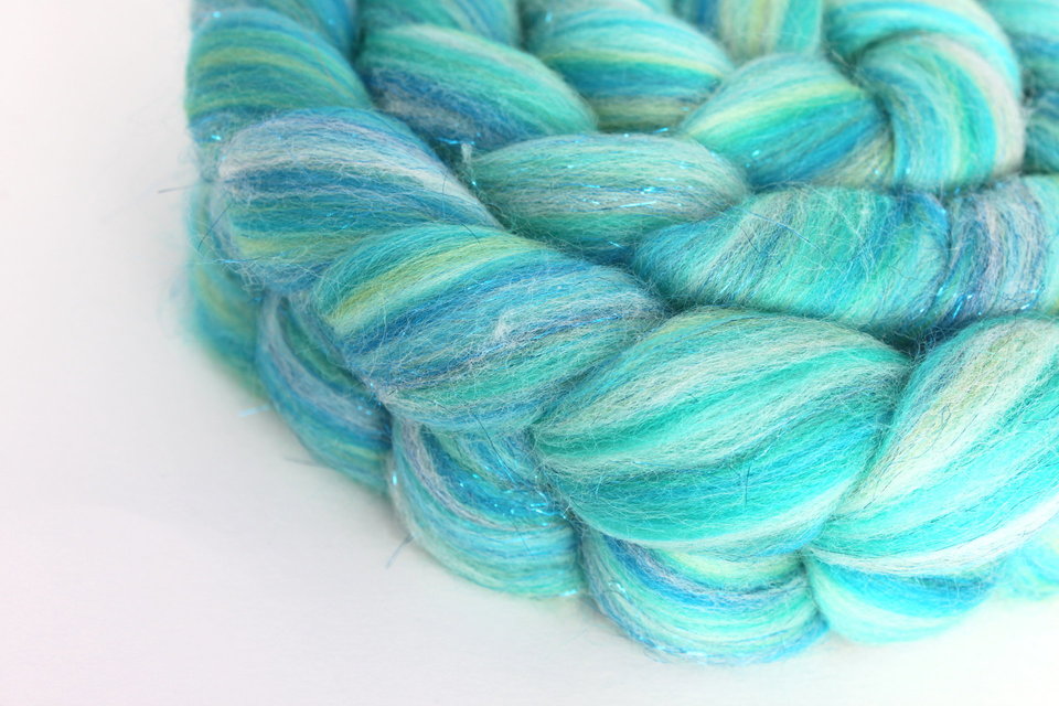 Blended Roving / Combed Top | Merino / Angelina | Whirlpool