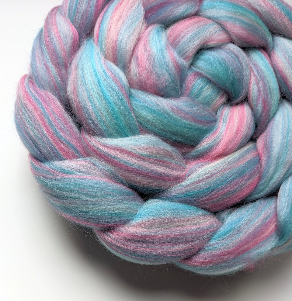 Blended Roving / Combed Top | Merino | Wink