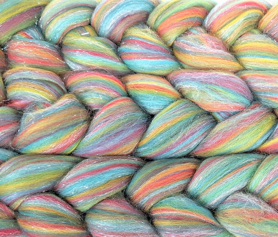 Blended Roving / Combed Top | Merino / Angelina | Birthday Cake