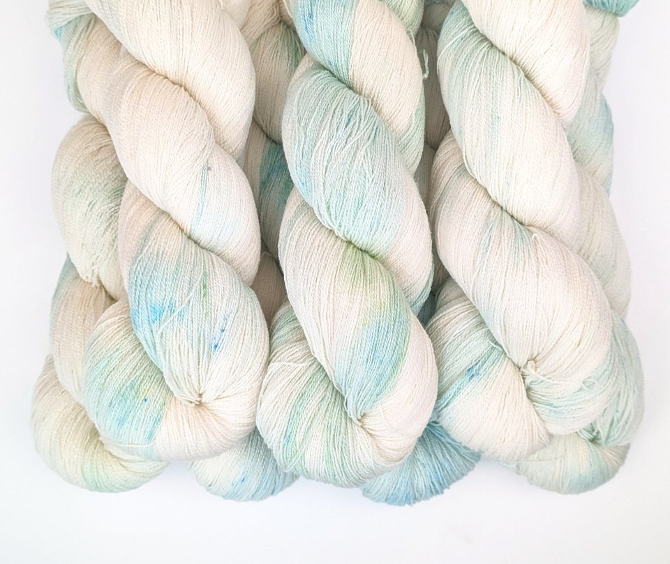 Hand Dyed / Painted Yarn | Lace Weight | Merino / Silk | Hint Of Mint