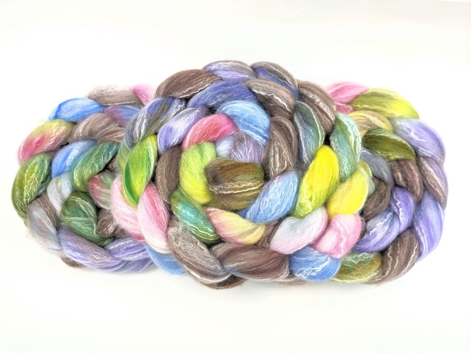 Hand Painted Top / Roving | Polwarth / Bamboo / Nylon | Carousel