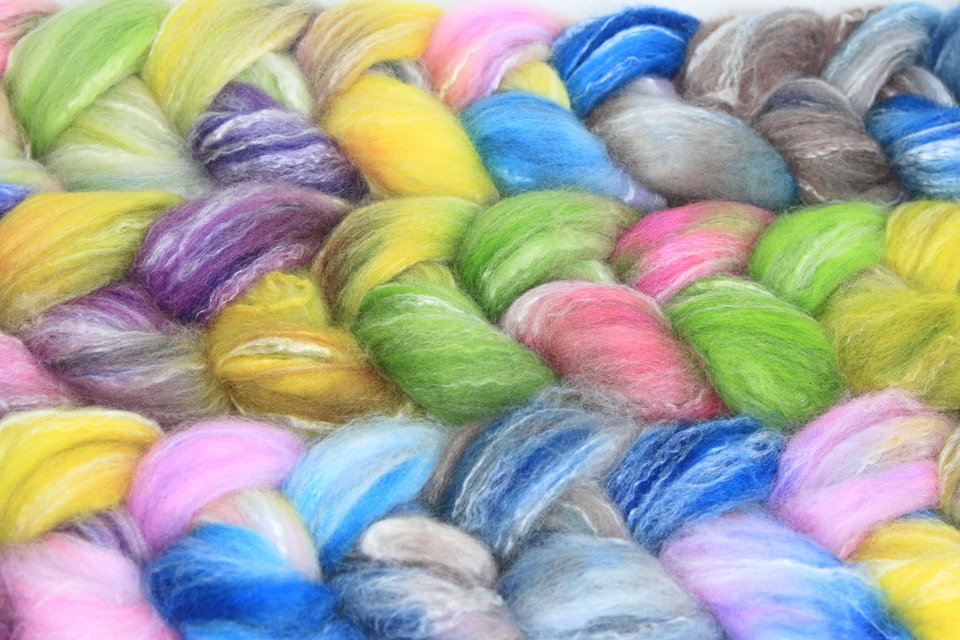 Hand Painted Top / Roving | Polwarth / Bamboo / Nylon | Rapunzel