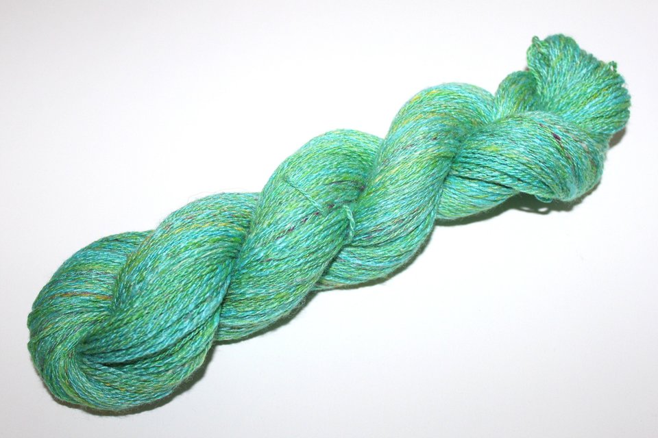 Handspun Yarn | Merino / Bamboo / Silk | Mojito