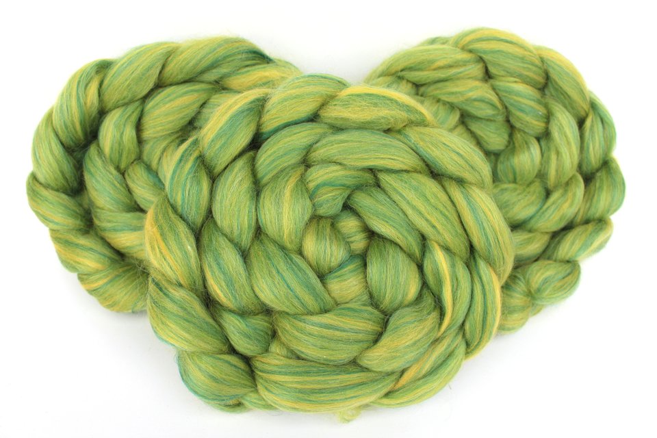 Blended Roving / Combed Top | Merino / Silk / Bamboo | Lemongrass