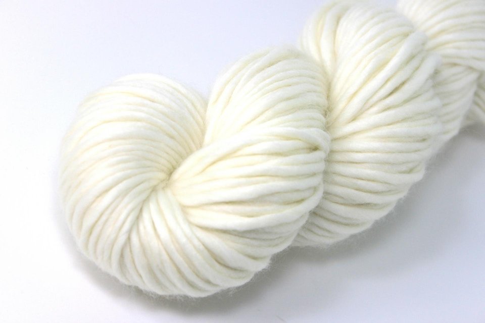 Super Bulky Yarn - Superwash Merino / Cashmere / Nylon