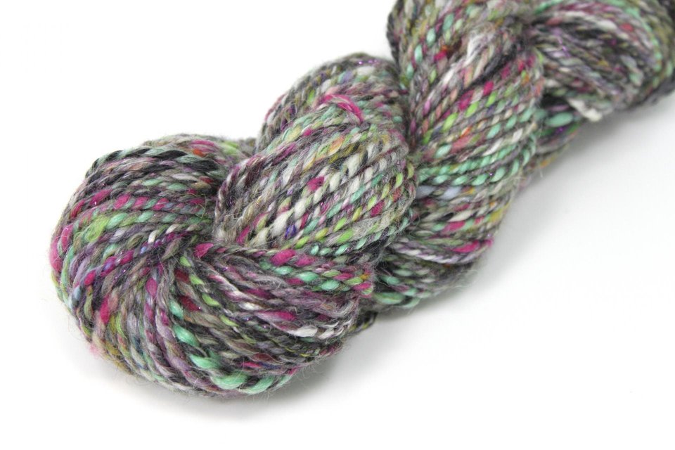 Handspun Thick and Thin Yarn | Mixed Fibers | Batt Barf