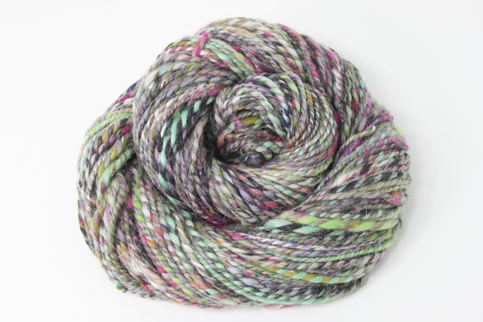 Handspun Thick and Thin Yarn | Mixed Fibers | Batt Barf