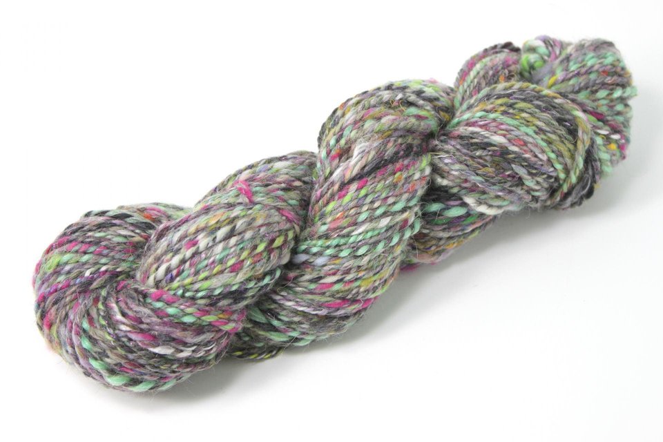 Handspun Thick and Thin Yarn | Mixed Fibers | Batt Barf