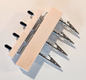 Maple Fringe Twister - 4 Clips
