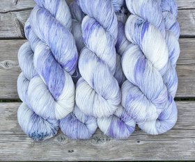 Hand Dyed / Painted Yarn | Lace Weight | Merino / Silk | Potpourri
