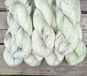 Hand Dyed / Painted Yarn | Fingering Weight |  SW Merino / Silk | Minty