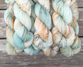 Hand Dyed / Painted Yarn | Fingering Weight |  SW Merino | Pistachio
