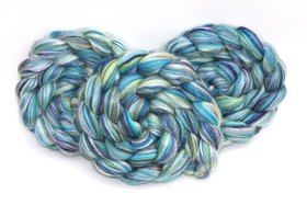 Blended Roving / Combed Top | Merino / Silk | Scuba Diving