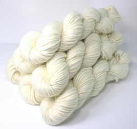 Super Bulky Yarn - Superwash Merino / Cashmere / Nylon